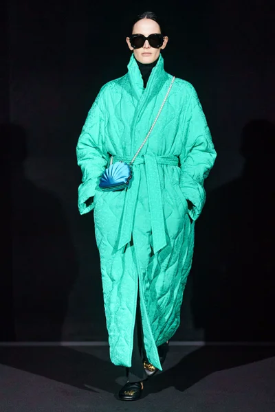 Look 83